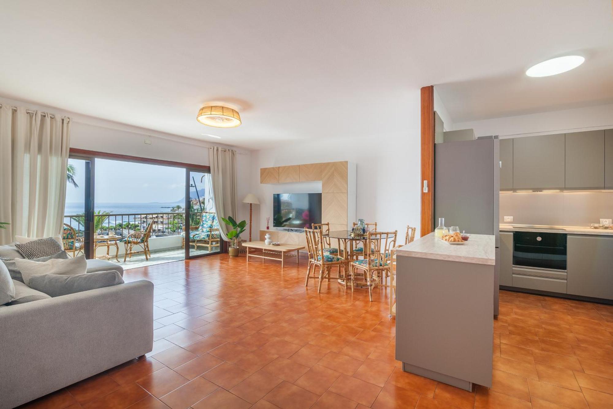 Casa De Franco - Ocean View, Terrace, Balcony, 50M From Playa La Arena, Fibre Net Apartment Puerto de Santiago  Exterior photo