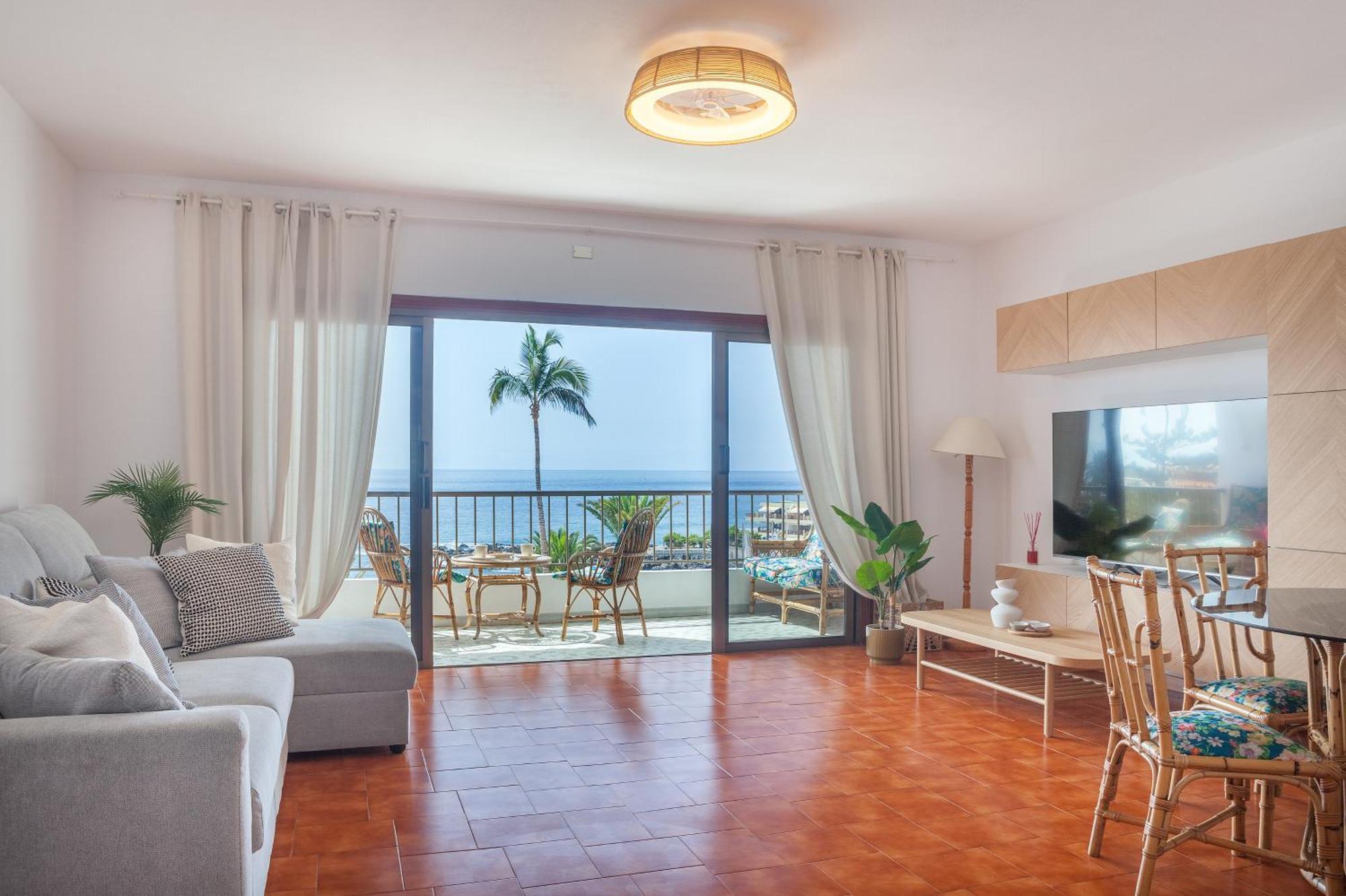 Casa De Franco - Ocean View, Terrace, Balcony, 50M From Playa La Arena, Fibre Net Apartment Puerto de Santiago  Exterior photo